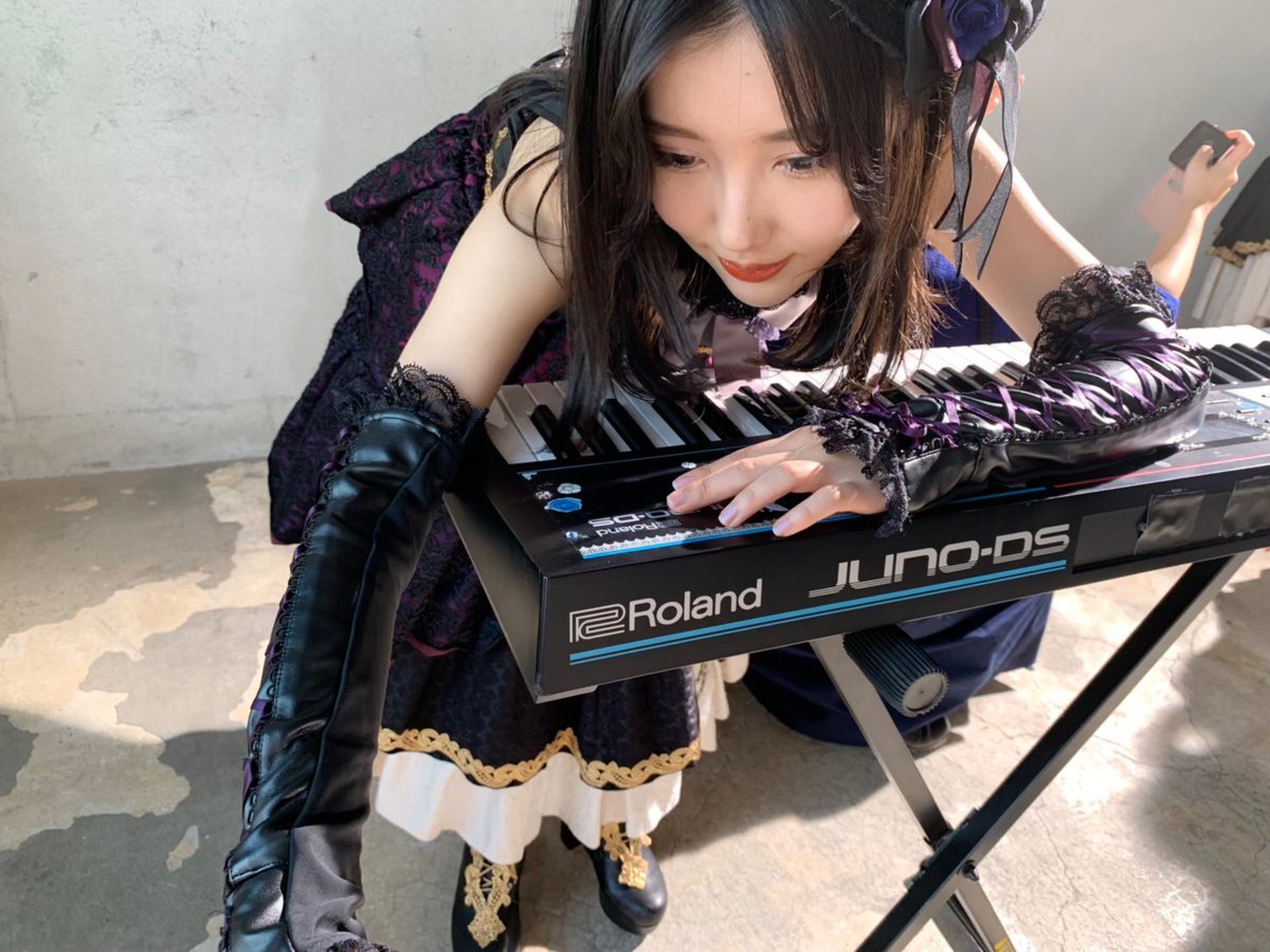 2/1 Roselia単独LIVE「Rausch」楽しみです。 ライブビューイングの一般