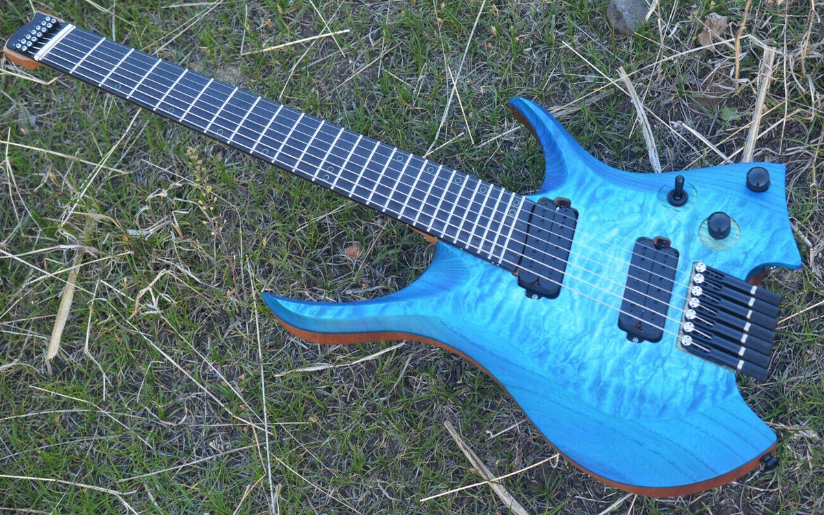 なんかNK-Guitarのヘッドレスが2020年モデルになってグレードアップし