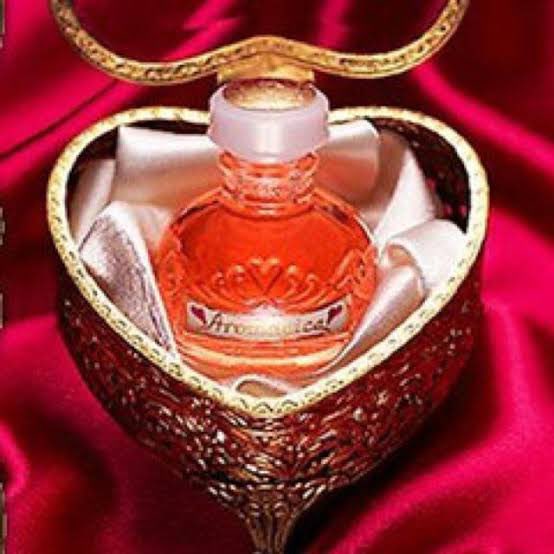 私がマジョロマンティカの存在を知った時は通常盤のマジョロマンティカ