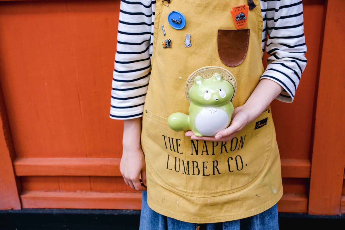 子だぬきニュース】 たぬきの置物「ぼんやり子だぬき」に“手乗りサイズ