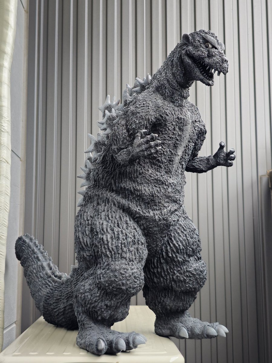 ファルシオン 井上雅夫さん原型 初代ゴジラ 完成しました！ モノクロを