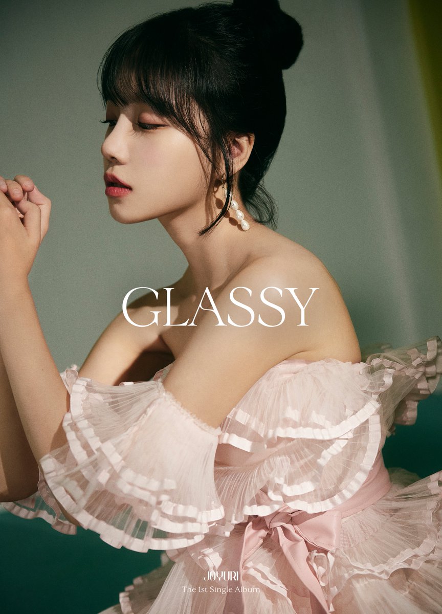 조유리 (JO YURI) | Visual Photo #4 The 1st Single Album 'GLASSY