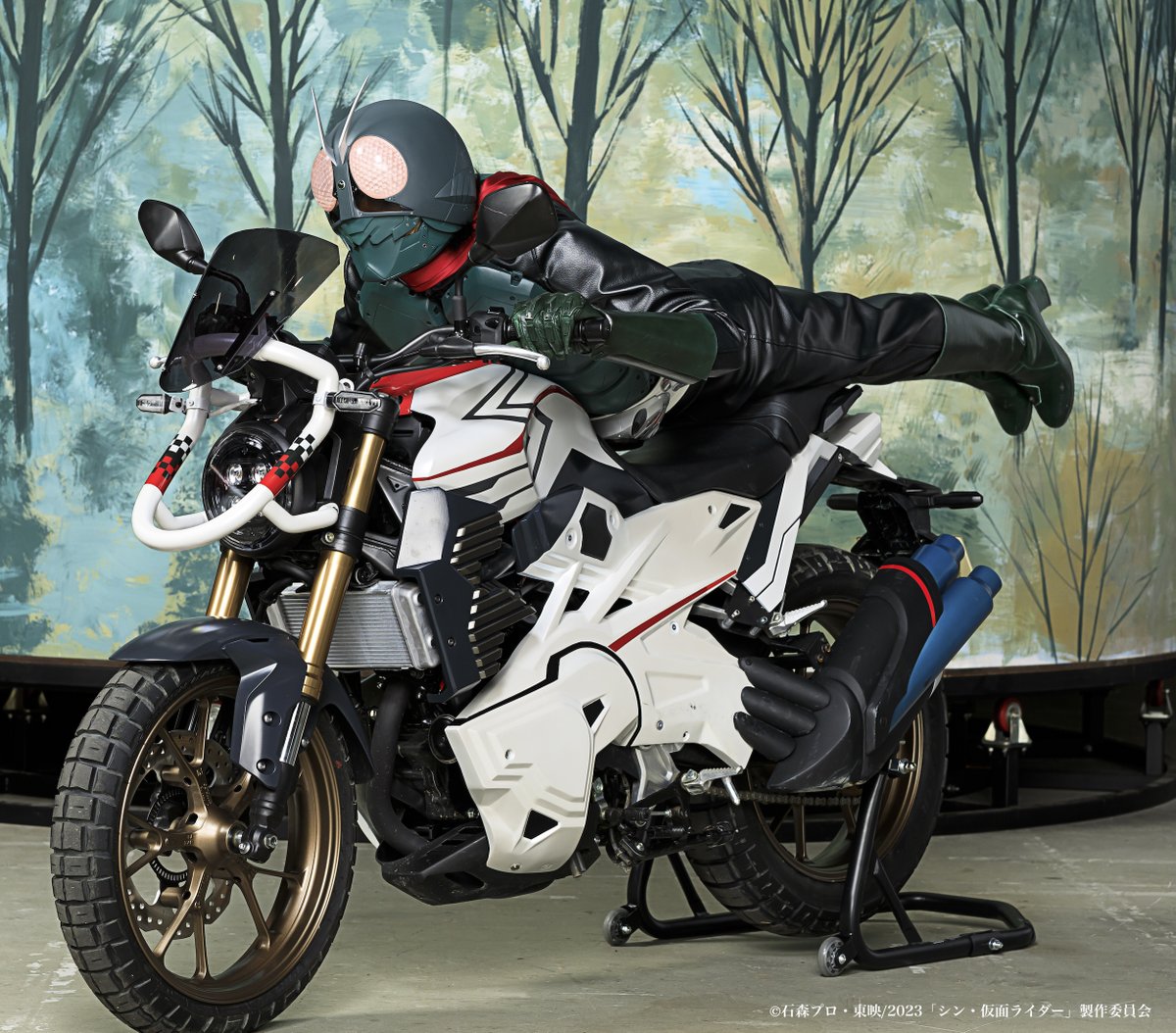 国立新美術館で開催中の #庵野秀明展 の展示に、明日11/10(水