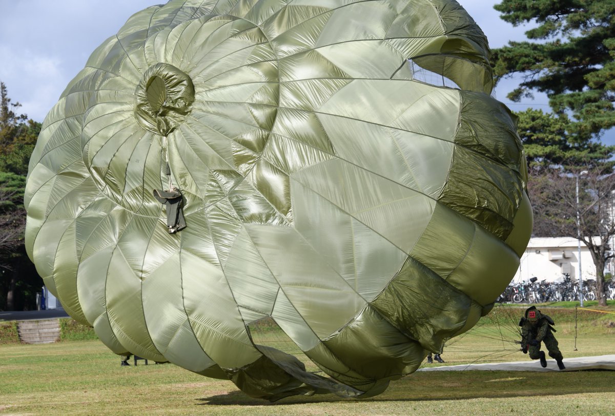 基本降下課程】 この度、第324期基本降下課程が修了し、新たに93名の