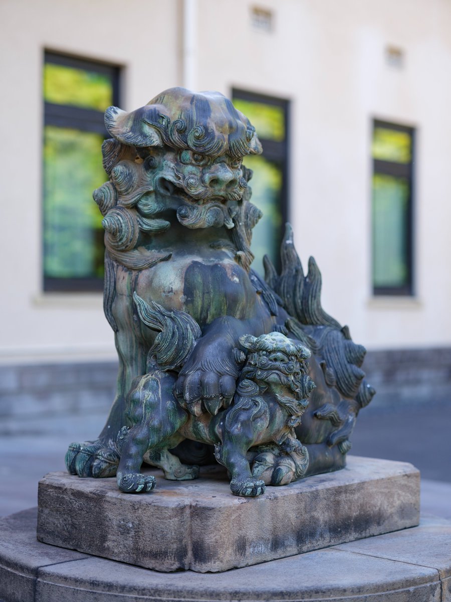 庭園のみ公開（～1/14まで）】 洋館に狛犬。この組み合わせを不思議に