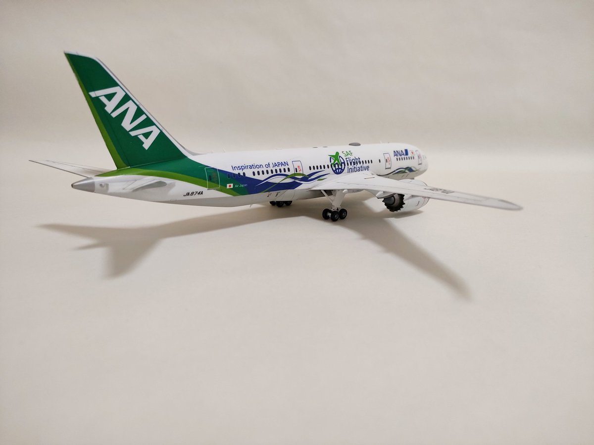 1/200 ANA Boeing787-8 JA874Aです。 1/200 ANA Boeing787-8 JA874A