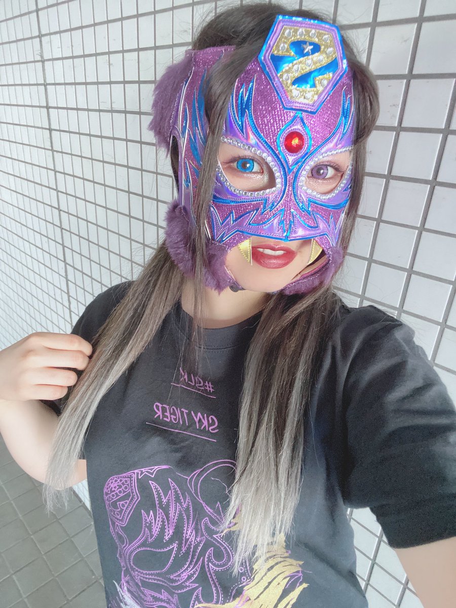 最近は涼しくなってきちゃったけど、今年の夏は暑すぎたのと被ってみ