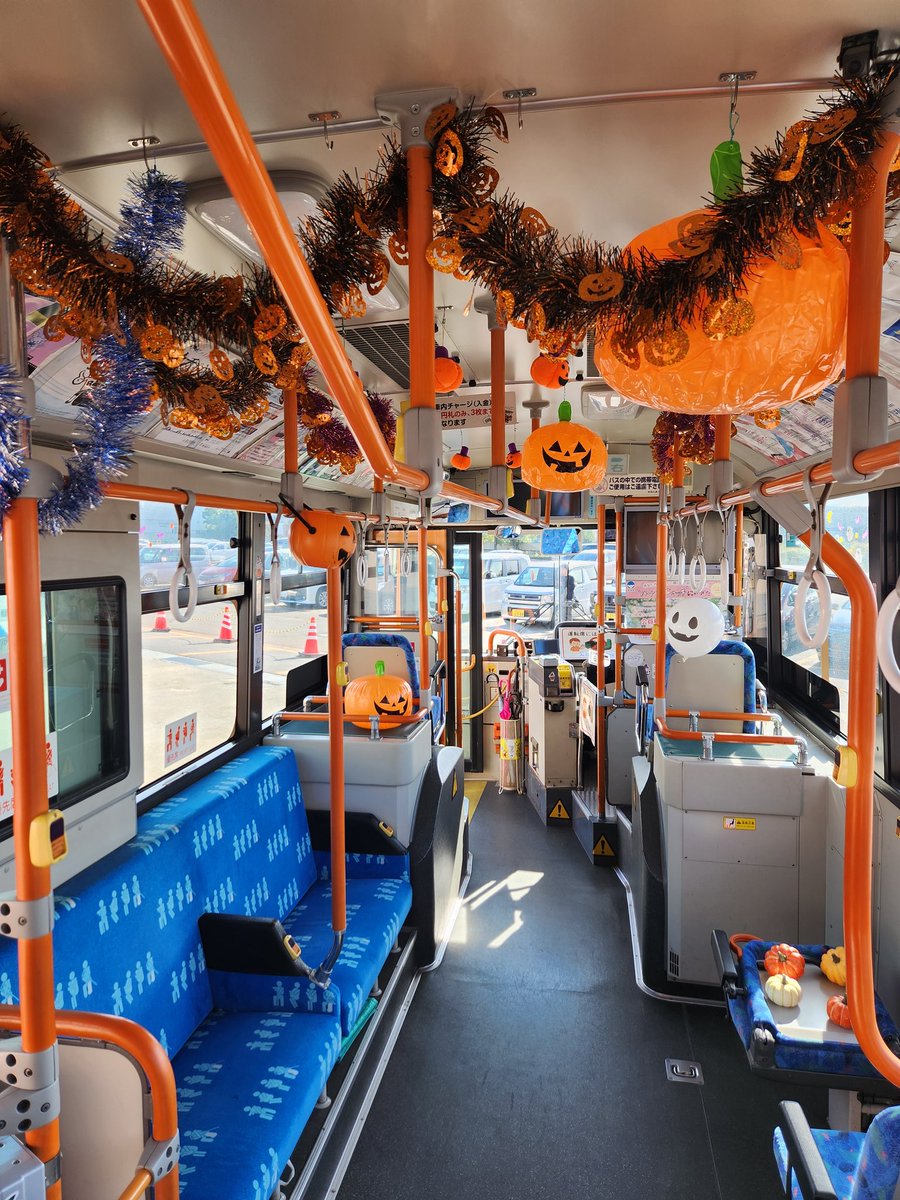 本日アピタ新潟亀田店さまのハロウィンのりものフェスタに出展中です