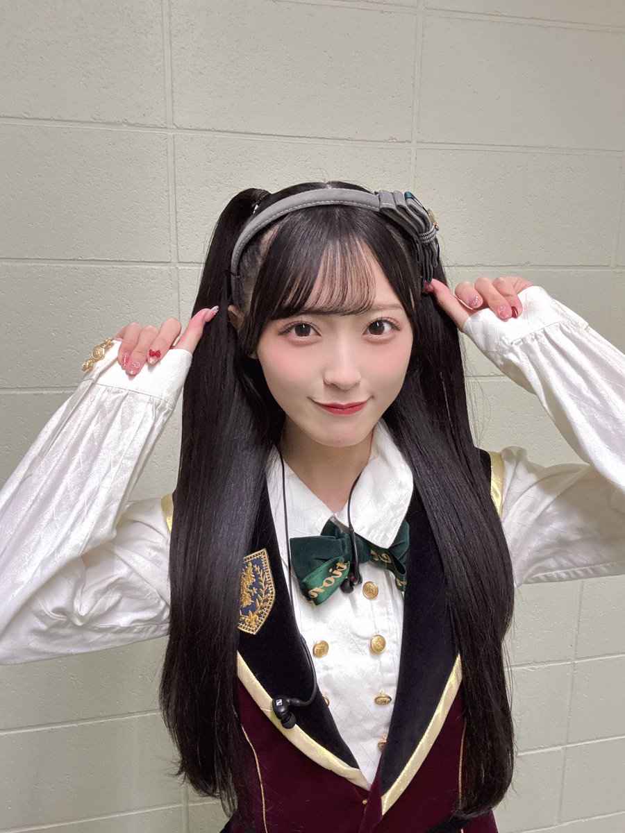 AKBは青春ですin武道館 20周年記念コンサートPart1 ありがとうご