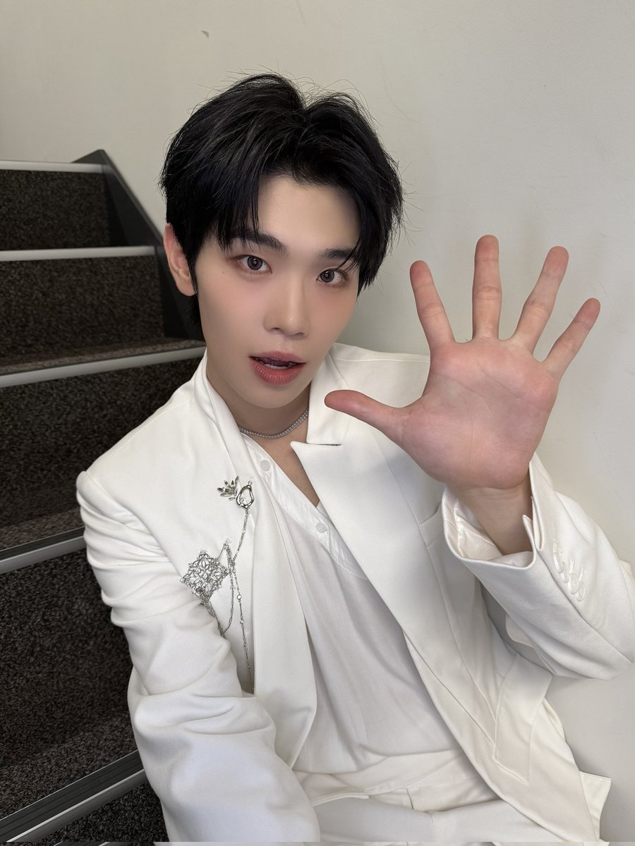 G7fXxoQaYAAC2vP.jpg?format=jpg