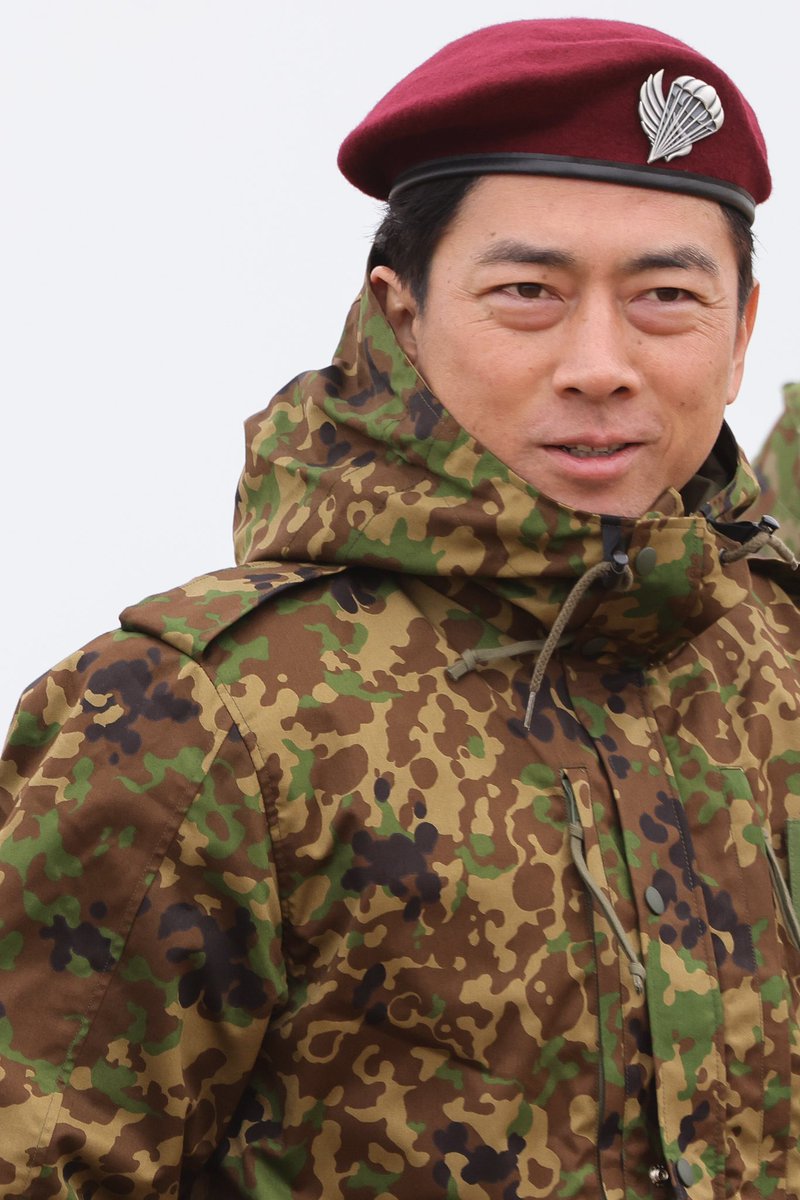 結構被ってる所は見るけど未だに自衛隊にベレー帽のイメージ無いな。