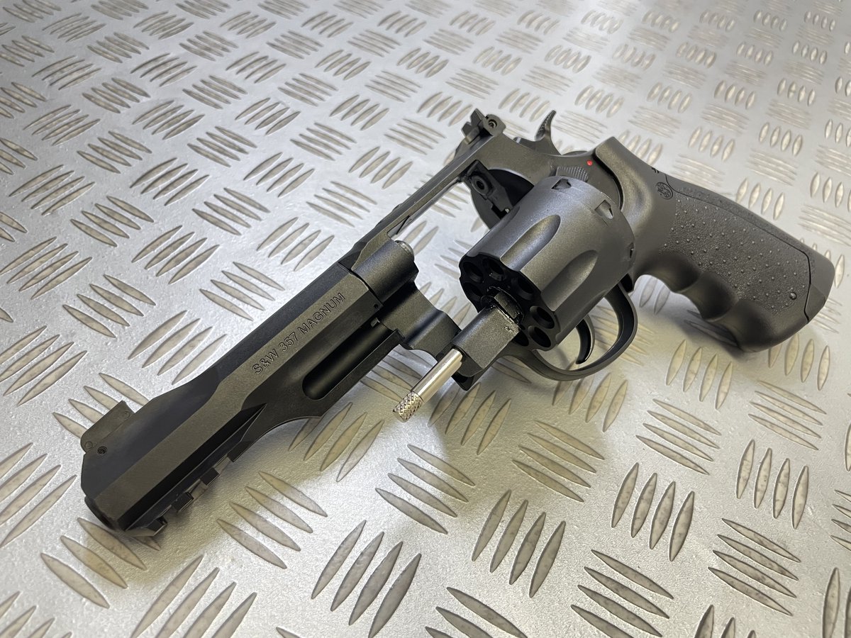ー新製品情報ー UMAREX(WG)社製 Smith&Wesson M&P R8 CO2ガス