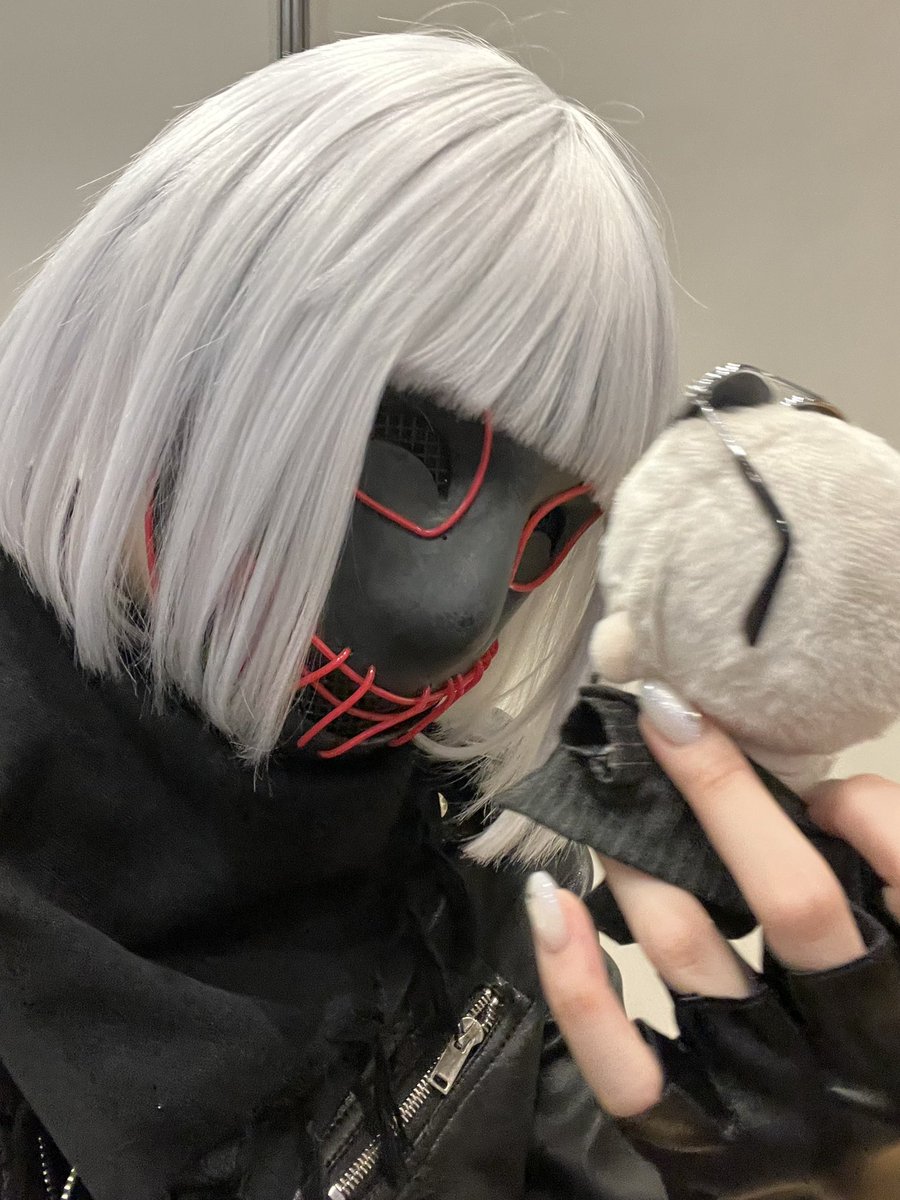 ヴァンぬいに圧かけるねねちゃん💕 #鬼野ねね