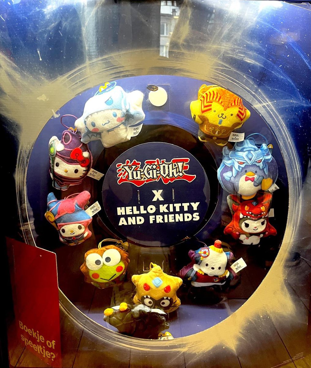 Closer look of the YuGiOh x McDonald's x HELLO KITTY toys
