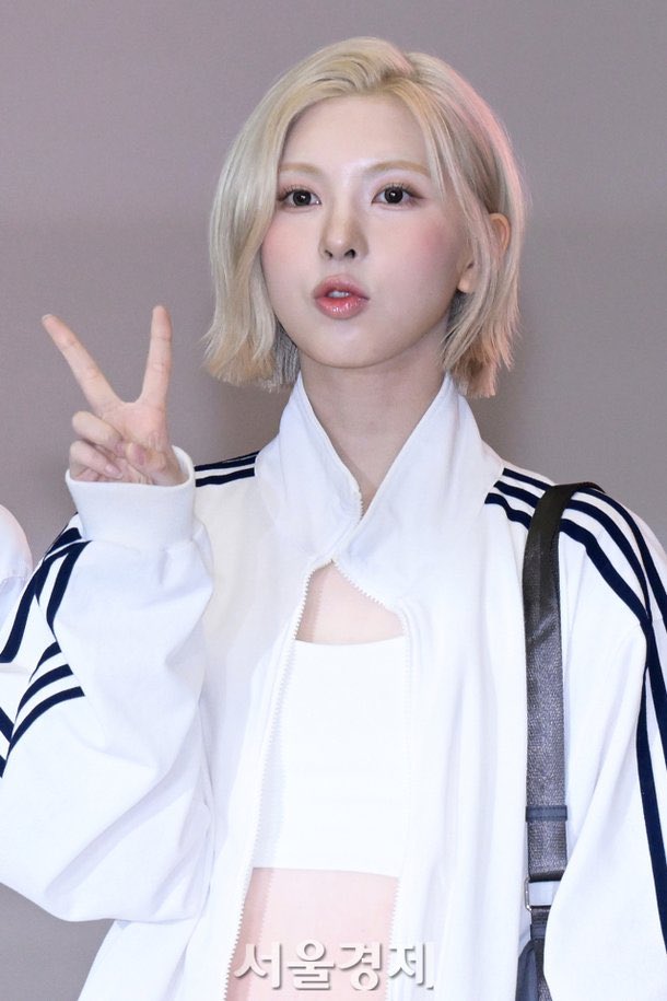 NMIXX ベイ BAE 배이 SSJYP superstar 8th 【公式通販】