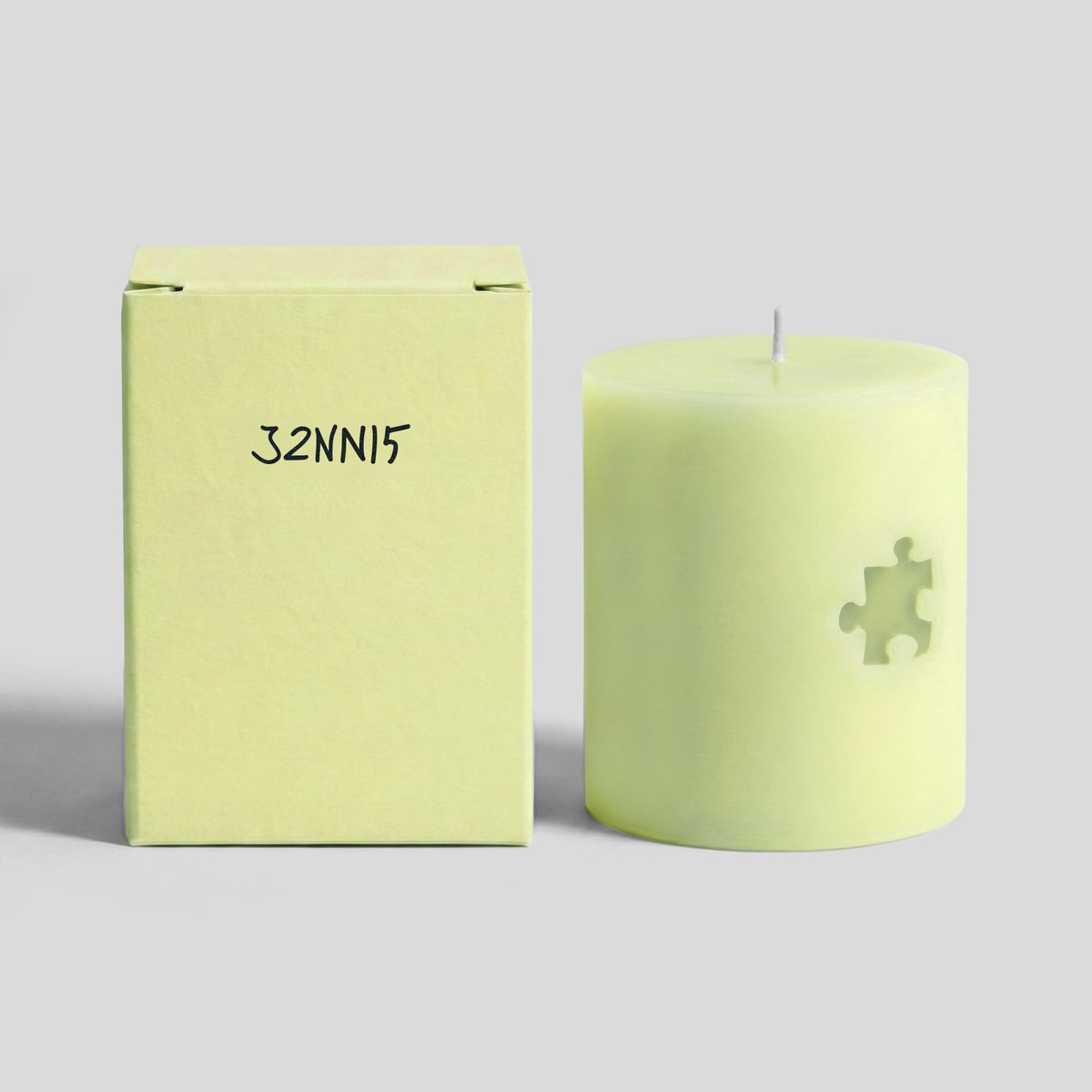 新規商品:J2NNI5 Scented Candle販売について】 JENNIE 写真展 'J2NNI5