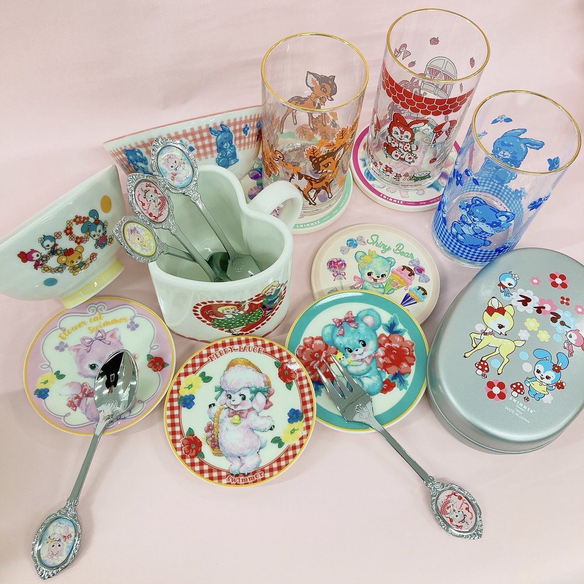 こんにちは！担当Uです。 本日はSWIMMER新商品をご紹介！ コップやお