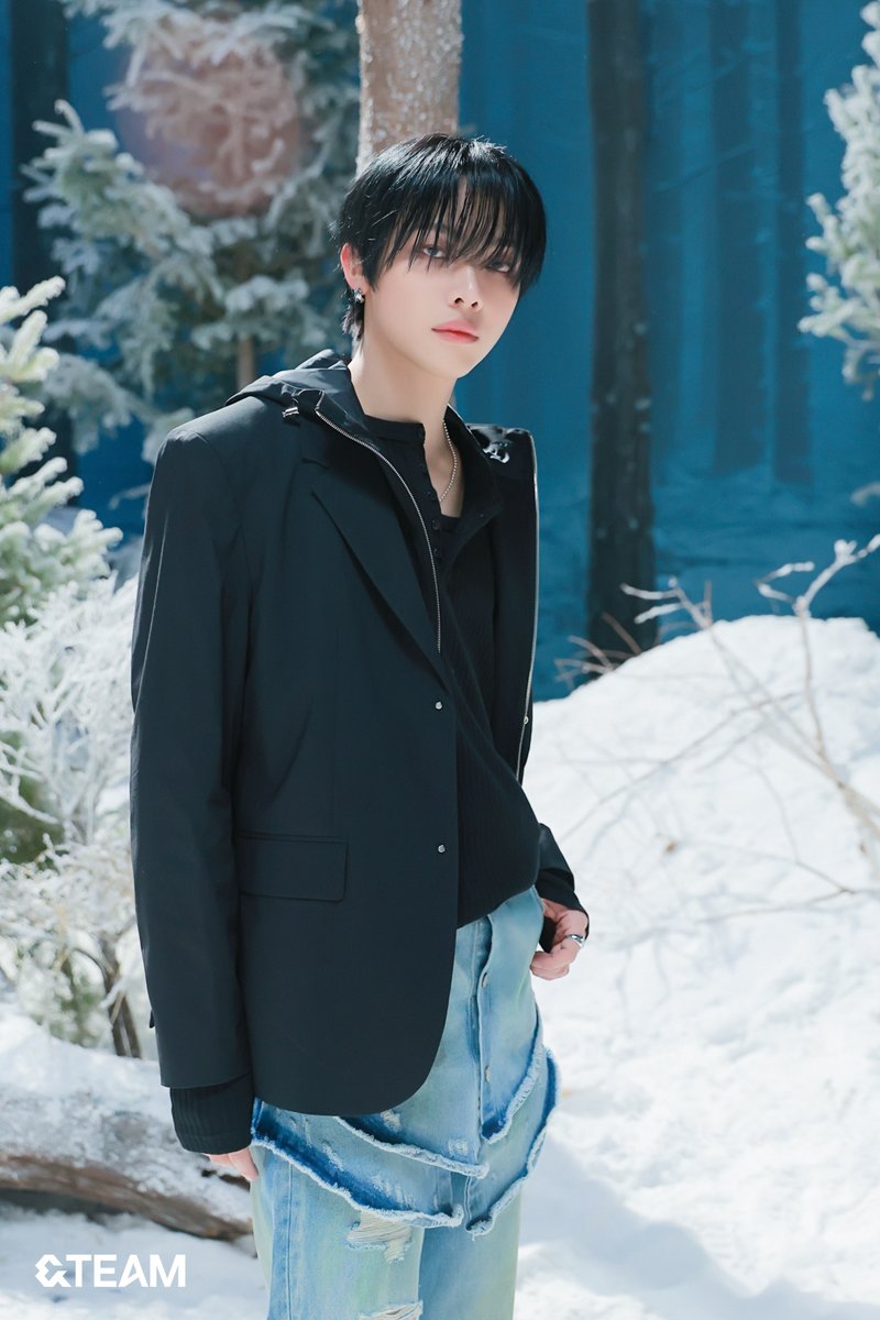 &TEAM '雪明かり (Yukiakari)' MV Behind Photo #andTEAM #NICHOLAS