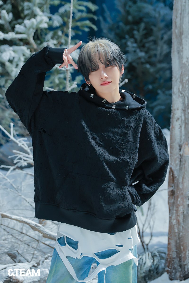 &TEAM '雪明かり (Yukiakari)' MV Behind Photo #andTEAM #YUMA #雪