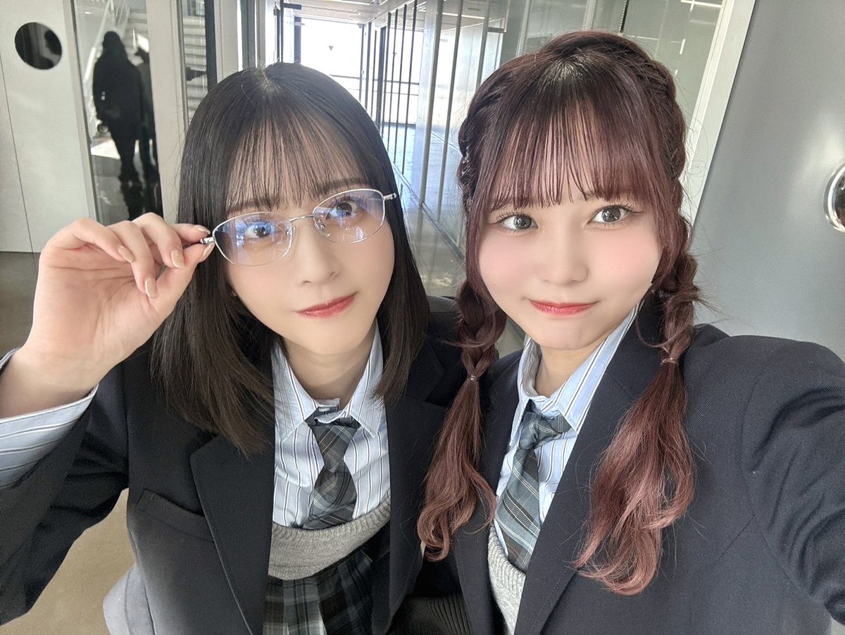 LOVE 18th single 収録曲 「 恋人以上、好き未満 」 MV公開です