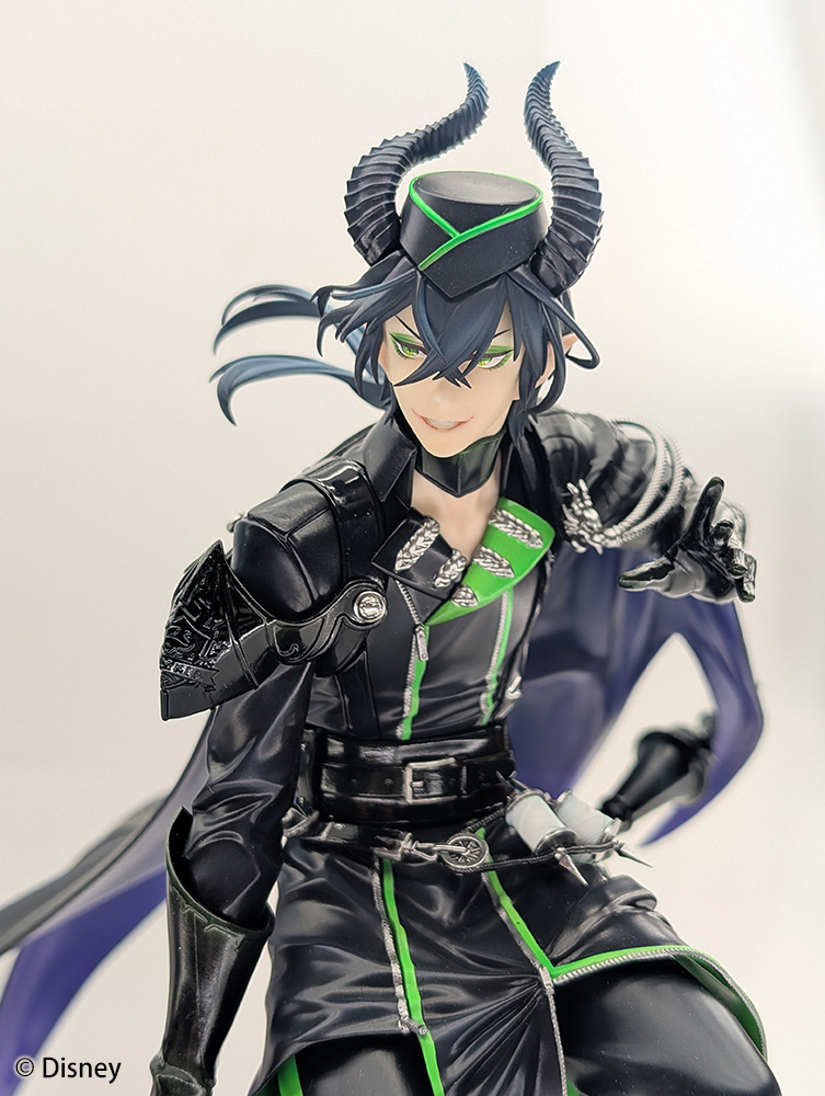 ツイステ マレウス・ドラコニア レオナ・キングスカラー フィギュア 未