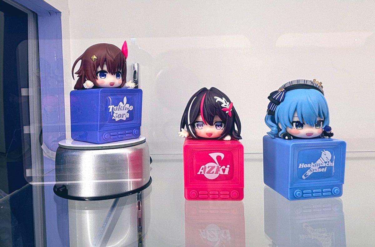 ひっかけフィギュアはEXPOでもお披露目されてました！ 4月から毎月登場