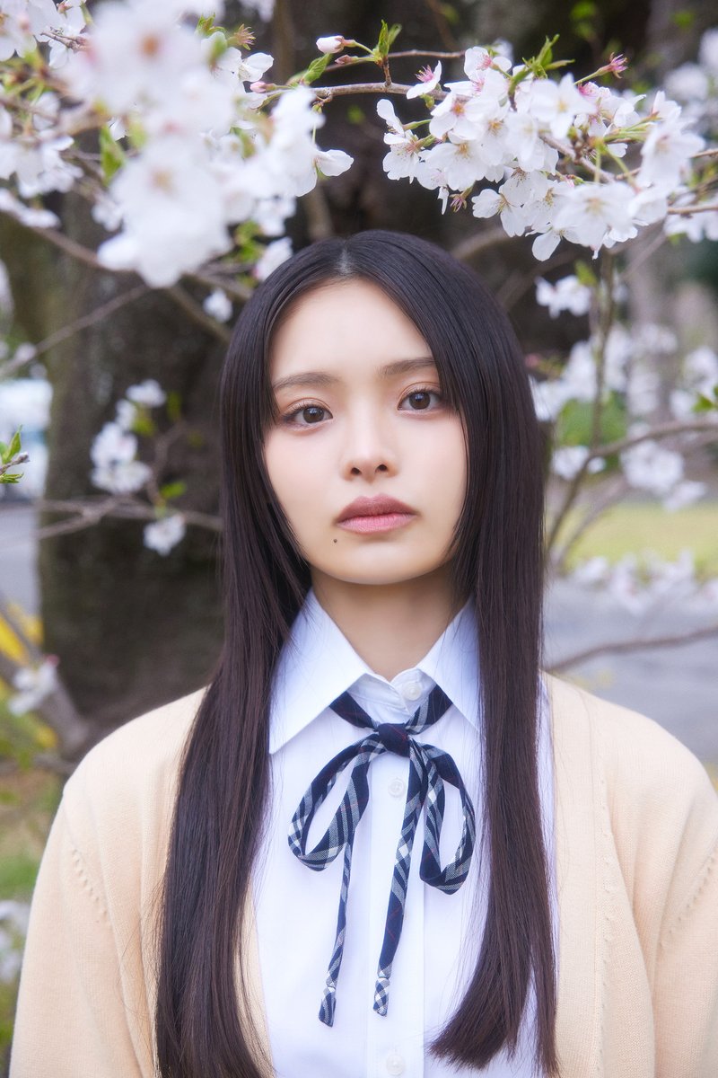 櫻坂46 四期生 お披露目特設サイトにて 浅井恋乃未 の撮り下ろし写真と