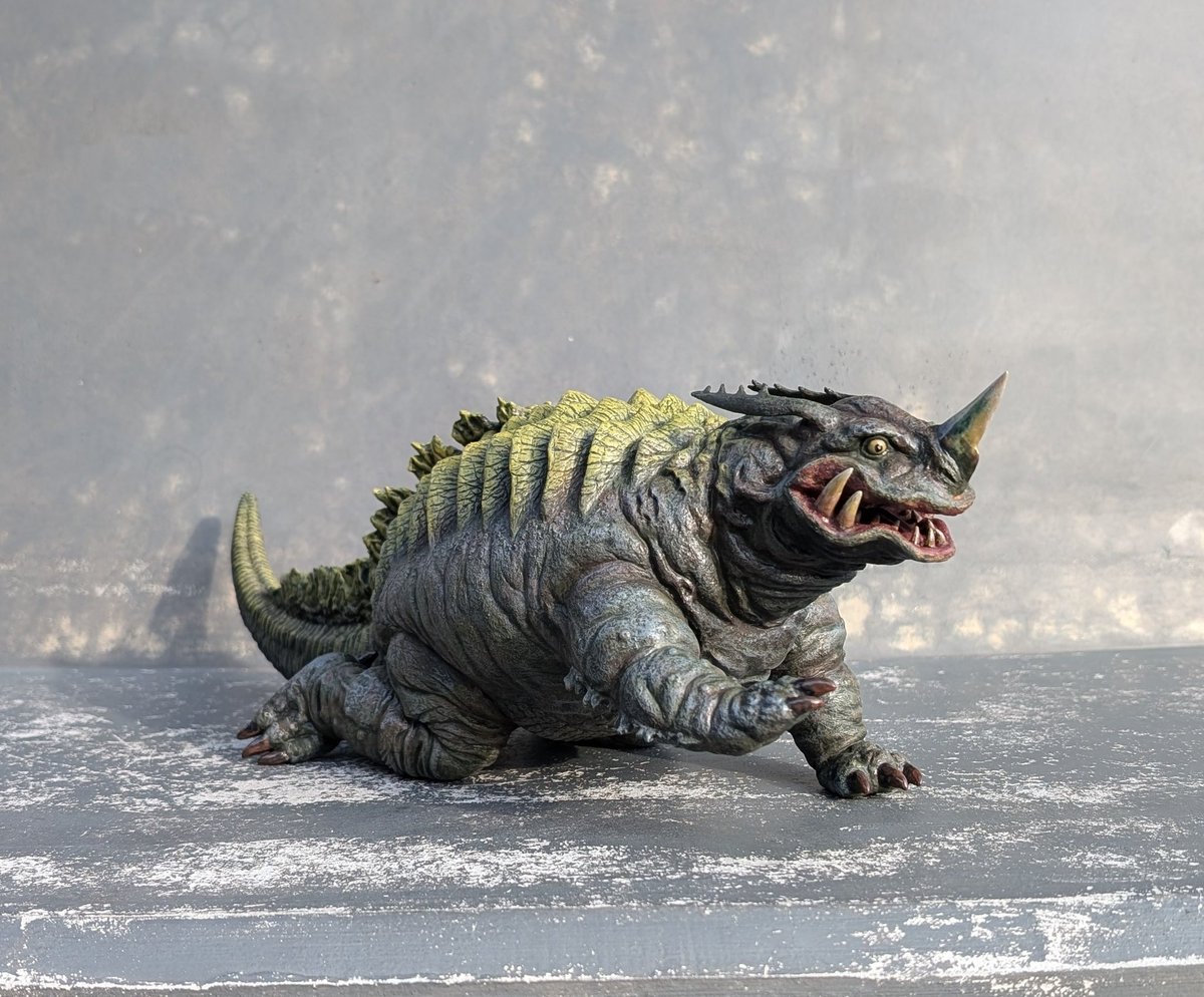 御礼】 透明怪獣ネロンガ2025年秋発売に向け鋭意準備中の下記のポスト