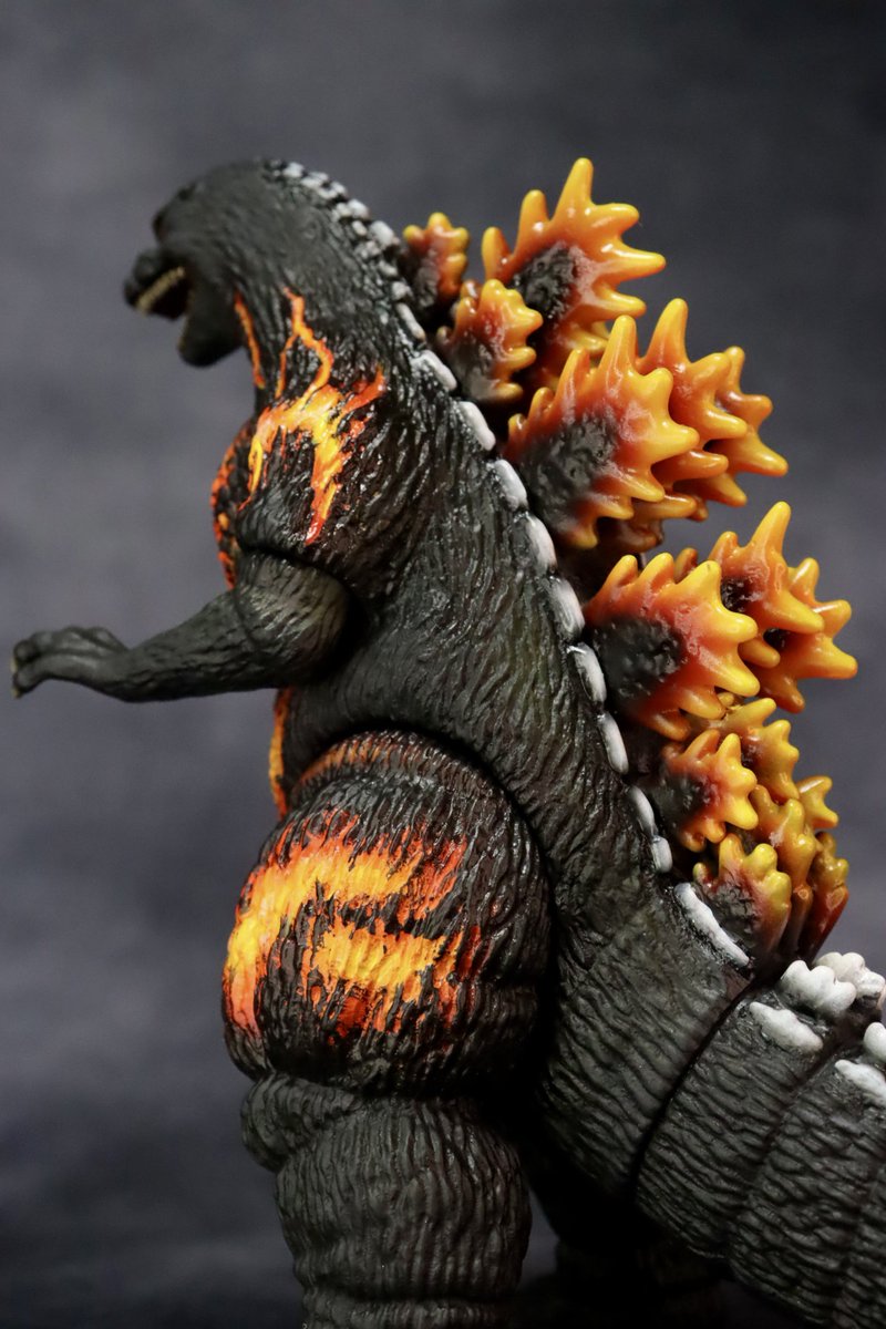 ムービーモンスター バーニングゴジラ 2.0」リペイント完成。 新発売の
