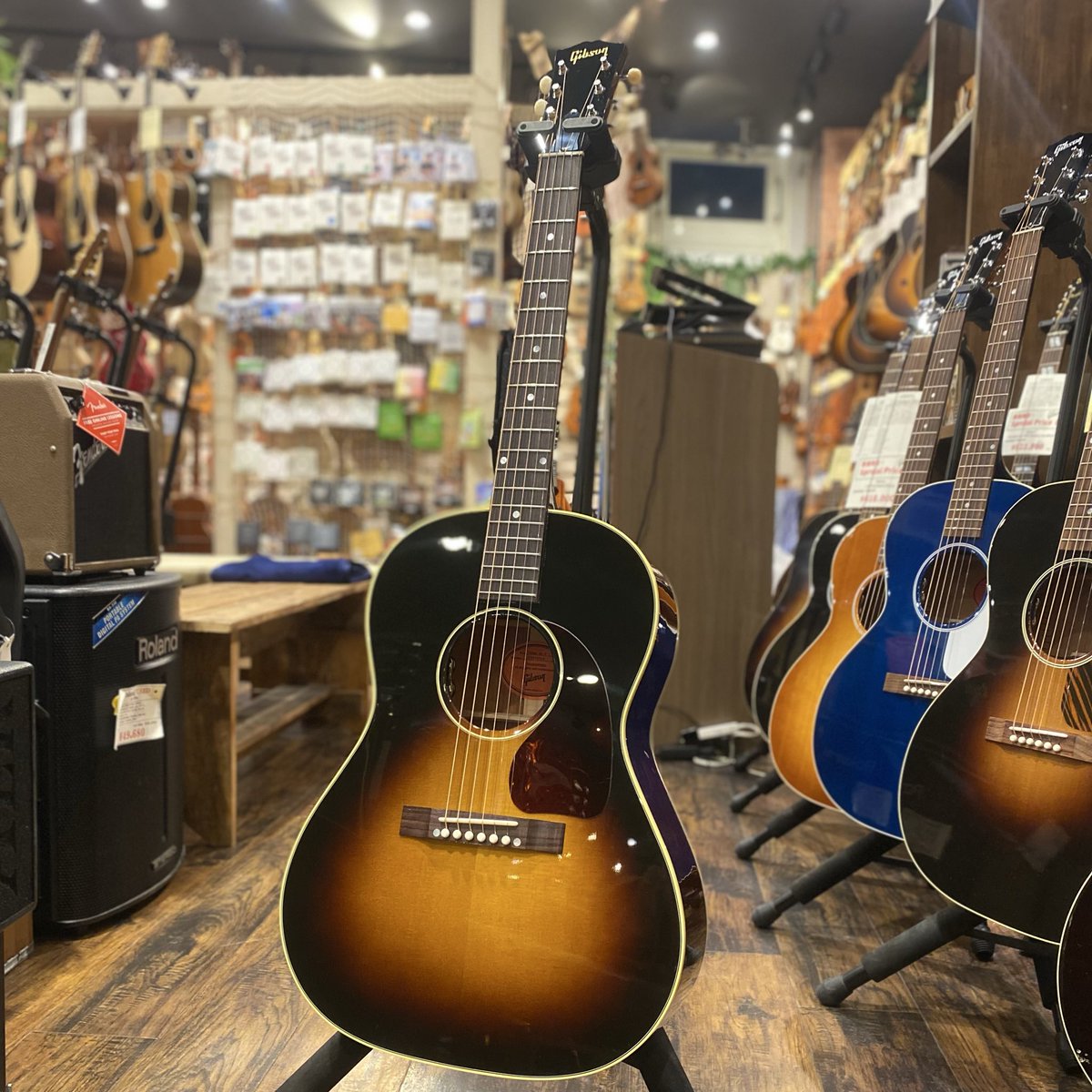 新入荷❗️】 Gibson Newモデル LG-2 50s Original入荷です