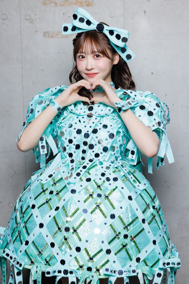 👗FRUITS ZIPPER 新衣装👗 ✨🪩ミラーボール衣装🪩✨ 💚櫻井優衣