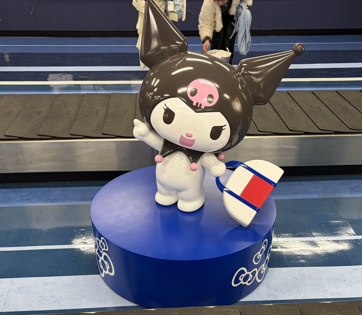 無事にクロミちゃんに会えました☺️ さぁおうちまであと1時間‼️ 深夜