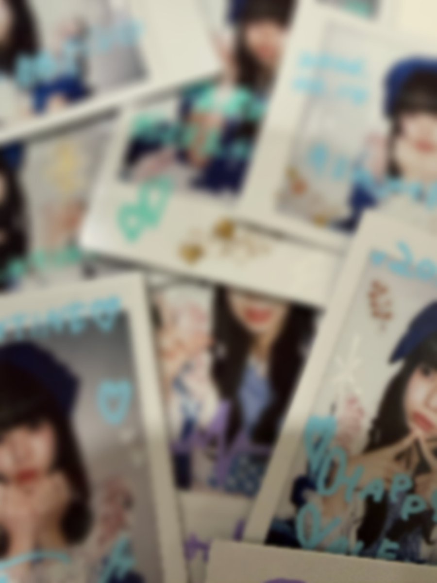 このあと22:30から、バレンタイン衣装のランチェキが販売されます