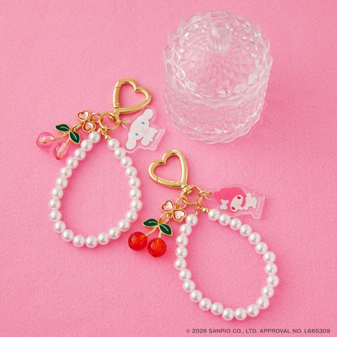 サンリオキャラクターズきらきらフルーツチャーム」 ハローキティ