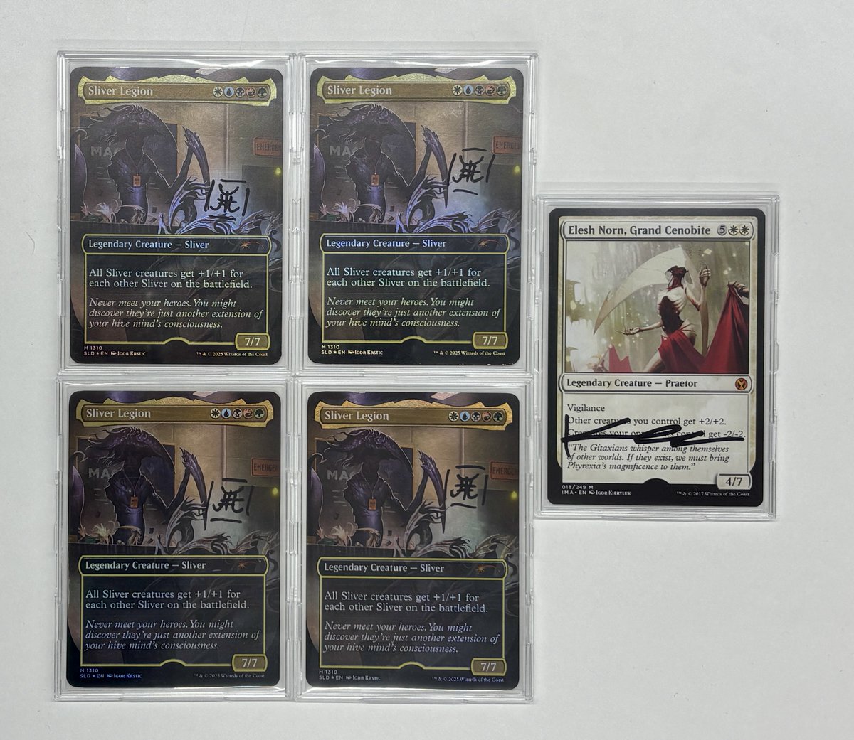 🎨アート入荷情報🎨 店頭ショーケース最新入荷コーナーに スリヴァー