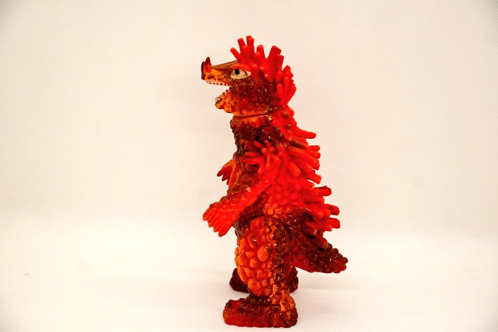 おはようございます🌅 先日レトロソフビショップで購入した #キング