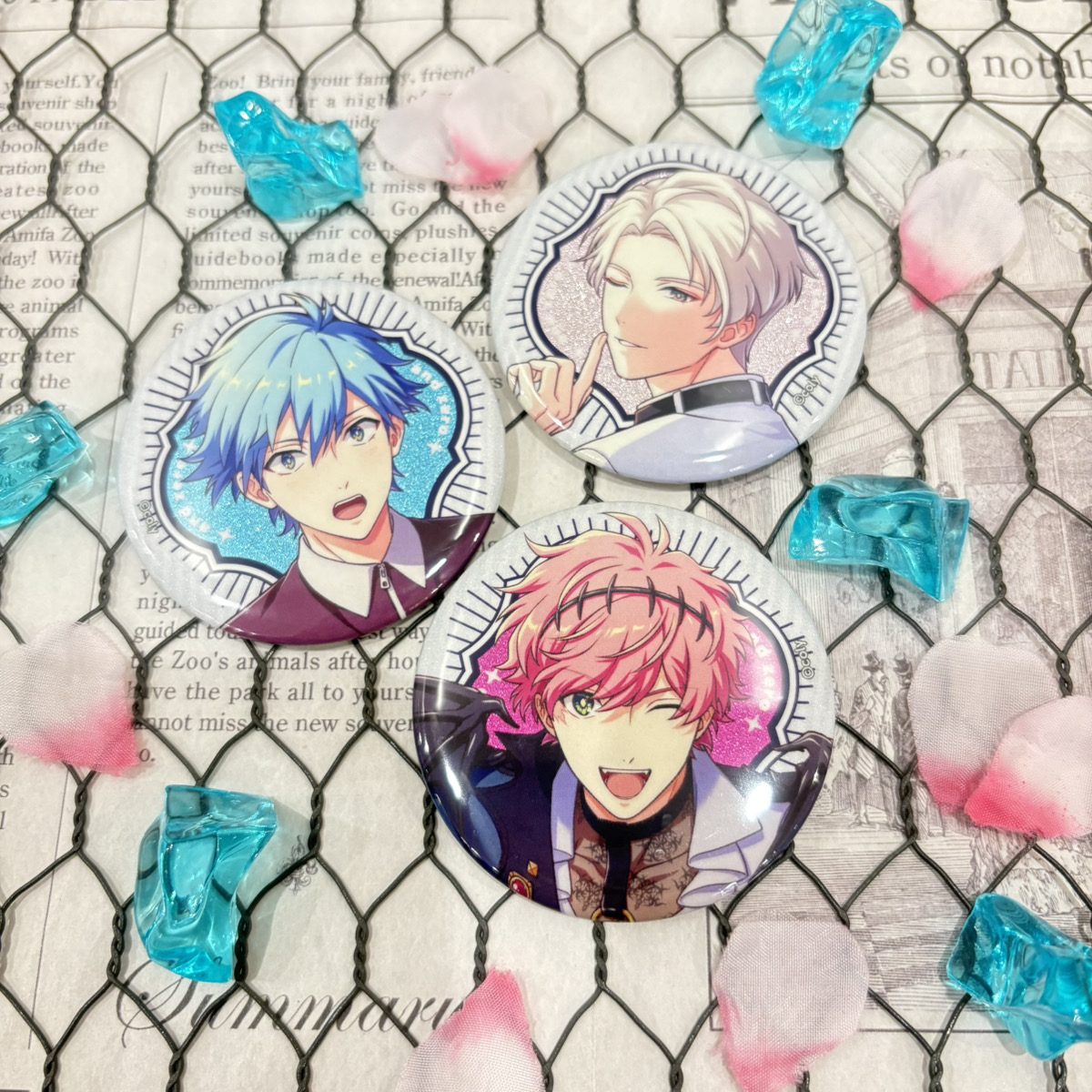 ITEM】 ❁トレーディンググリッター缶バッジ グリッターがキレイな缶