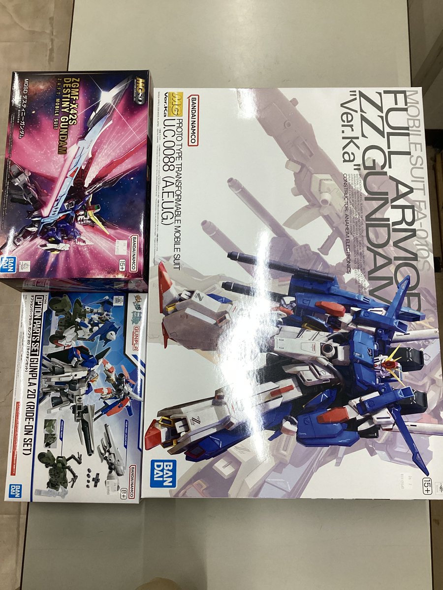 明日2月21日から取り扱い開始致します MGフルアーマーZZガンダム（ver