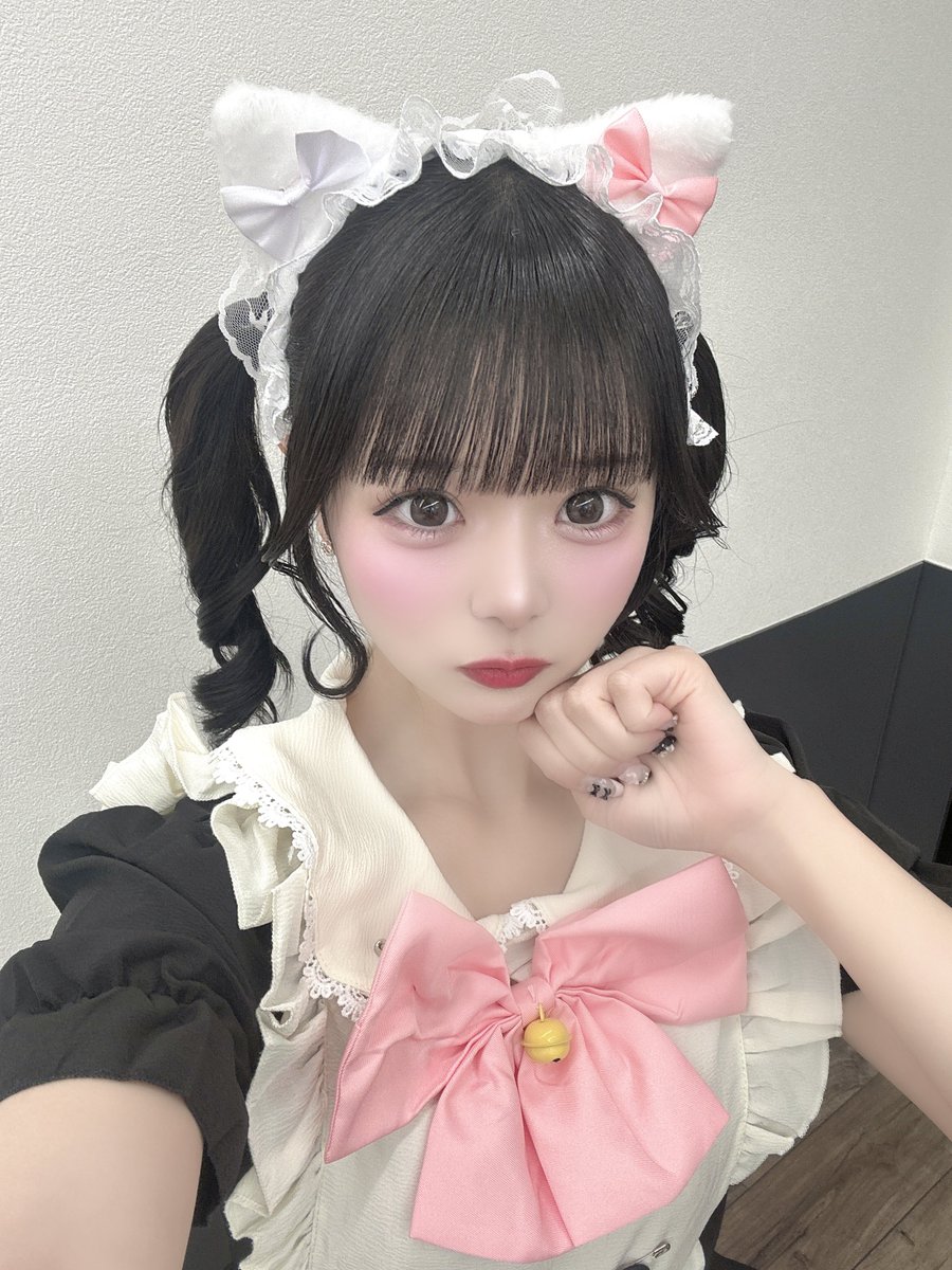 おはよう♡ 花粉がやばいよぅ…ᐡ•̥ ·̫ •̥`