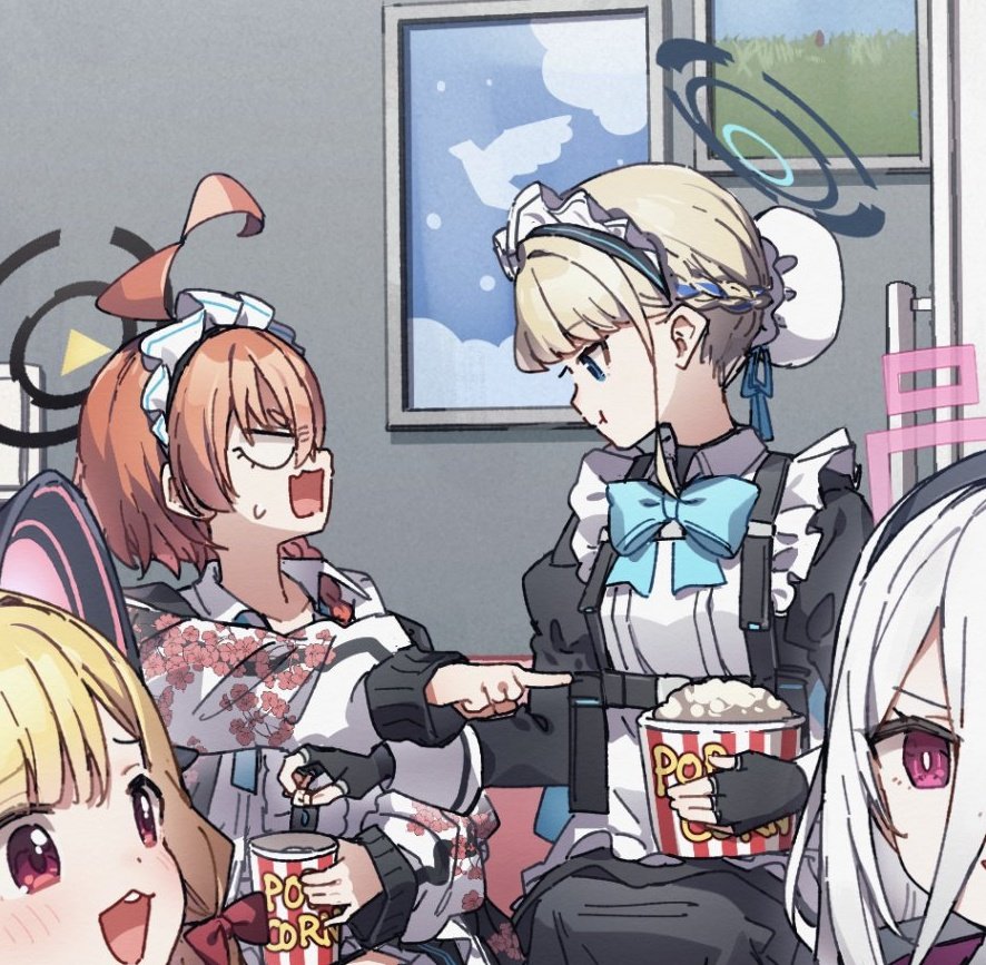 Toki is stealing Neru's popcorn 😭😭😭