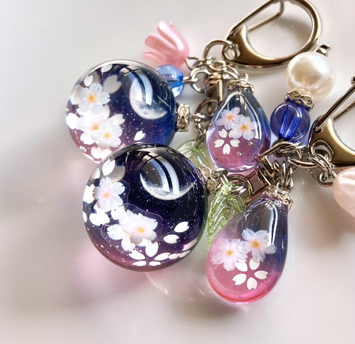 月夜桜バッグチャーム🌙 #レジン #ハンドメイド #バッグチャーム #月夜桜