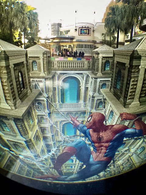 USJ 10周年のときに登場した、スパイダーマンのトリックアート✨ あの