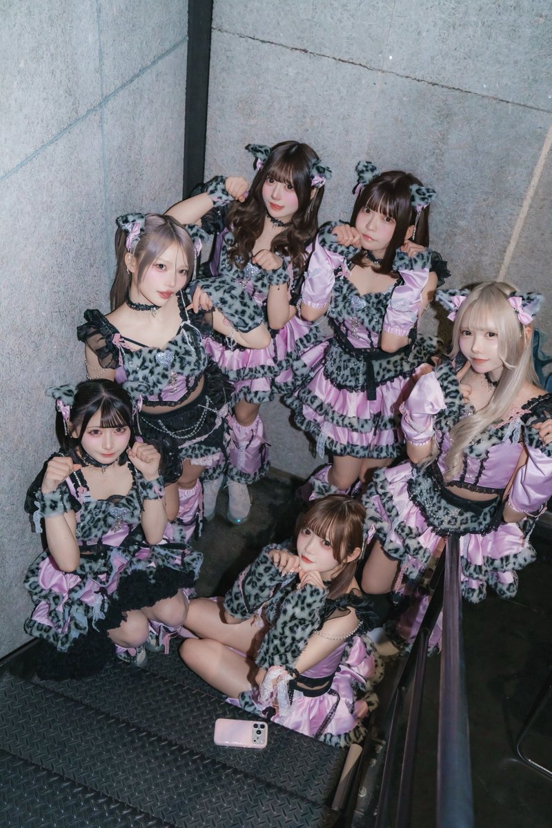 HEROINES CATITUDE𛰙᭜ ᭜ ありがとうでしたー！ にゃんにゃんの日