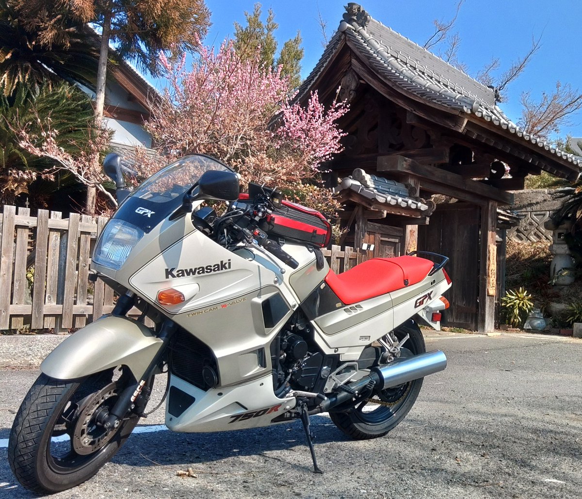 GPX750R 初めてそれなりな距離で やっと1000km走りました。 ここまでの