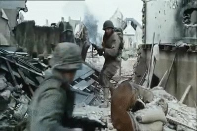 映画の中のヘルメット ヘルメットとは投擲武器である プライベート