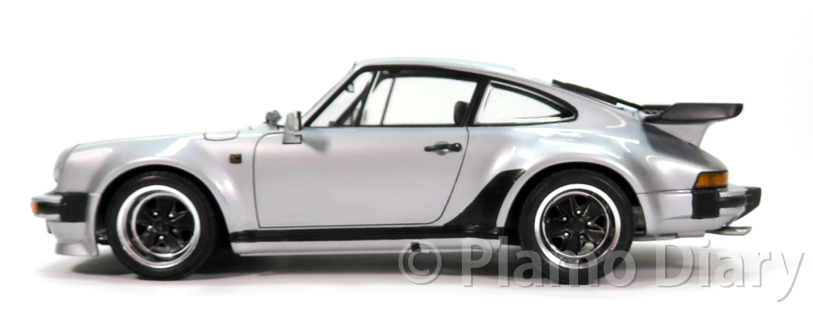 プラモ日記 » ポルシェ911ターボ'88 その8 完成！