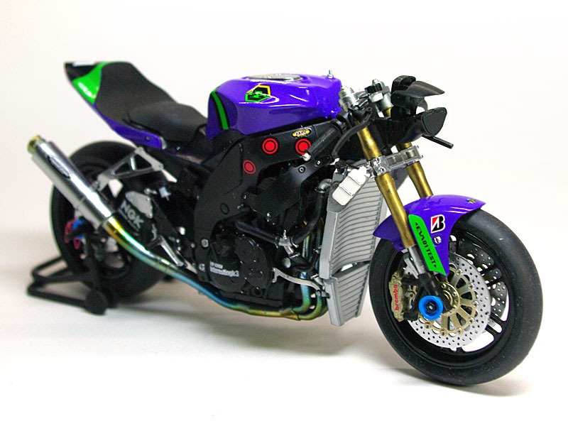 プラモ日記 » カワサキ・ZX-10RエヴァRT初号機 Op.265 制作開始