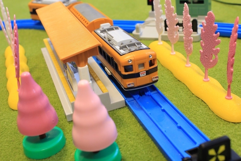 桜の季節に・・・「シーズントライ 桜」: プラレールタイム