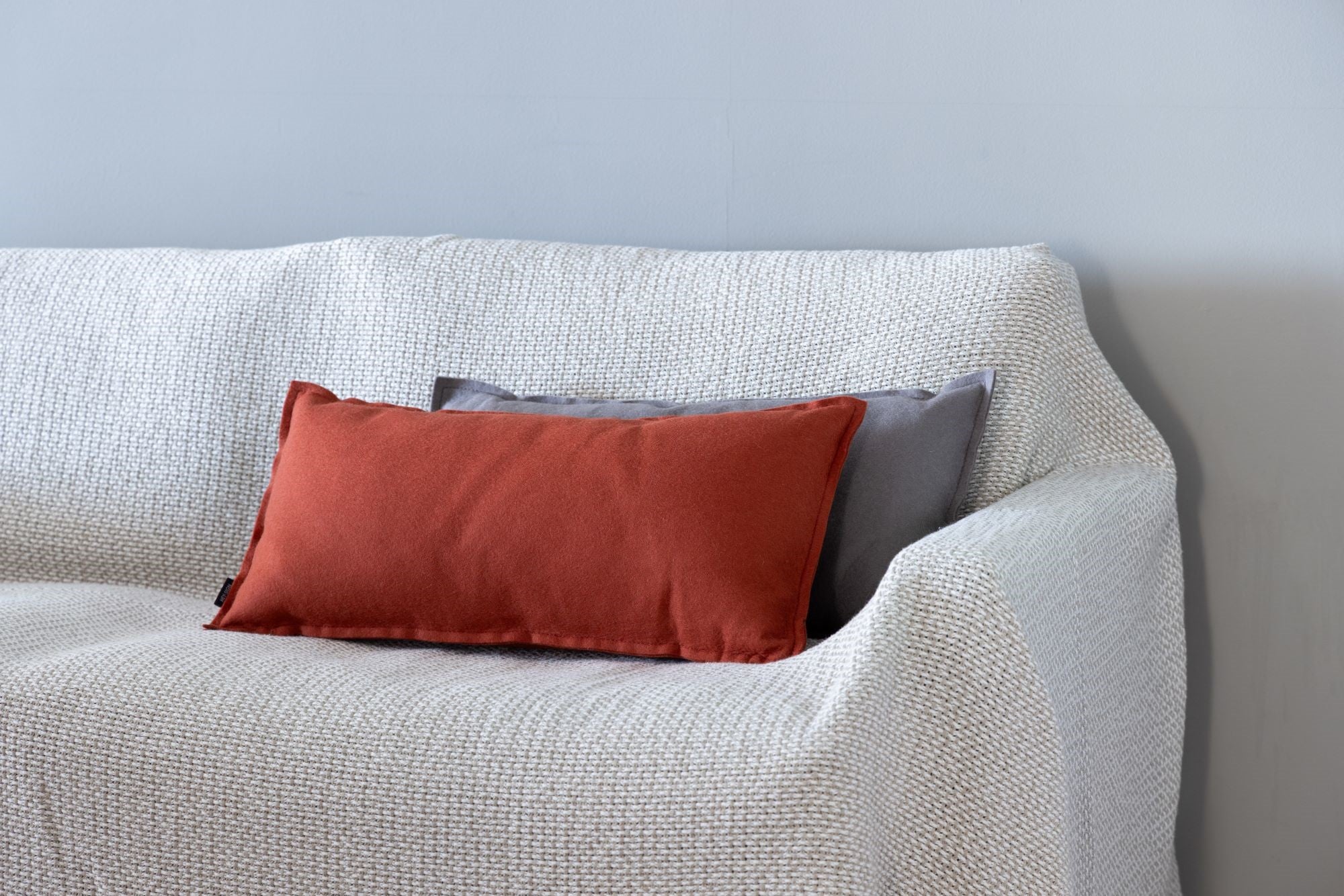 Cushion Uno 60x30 / HEY-SIGN（ハイサイン） - HEY-SIGN｜+iimono