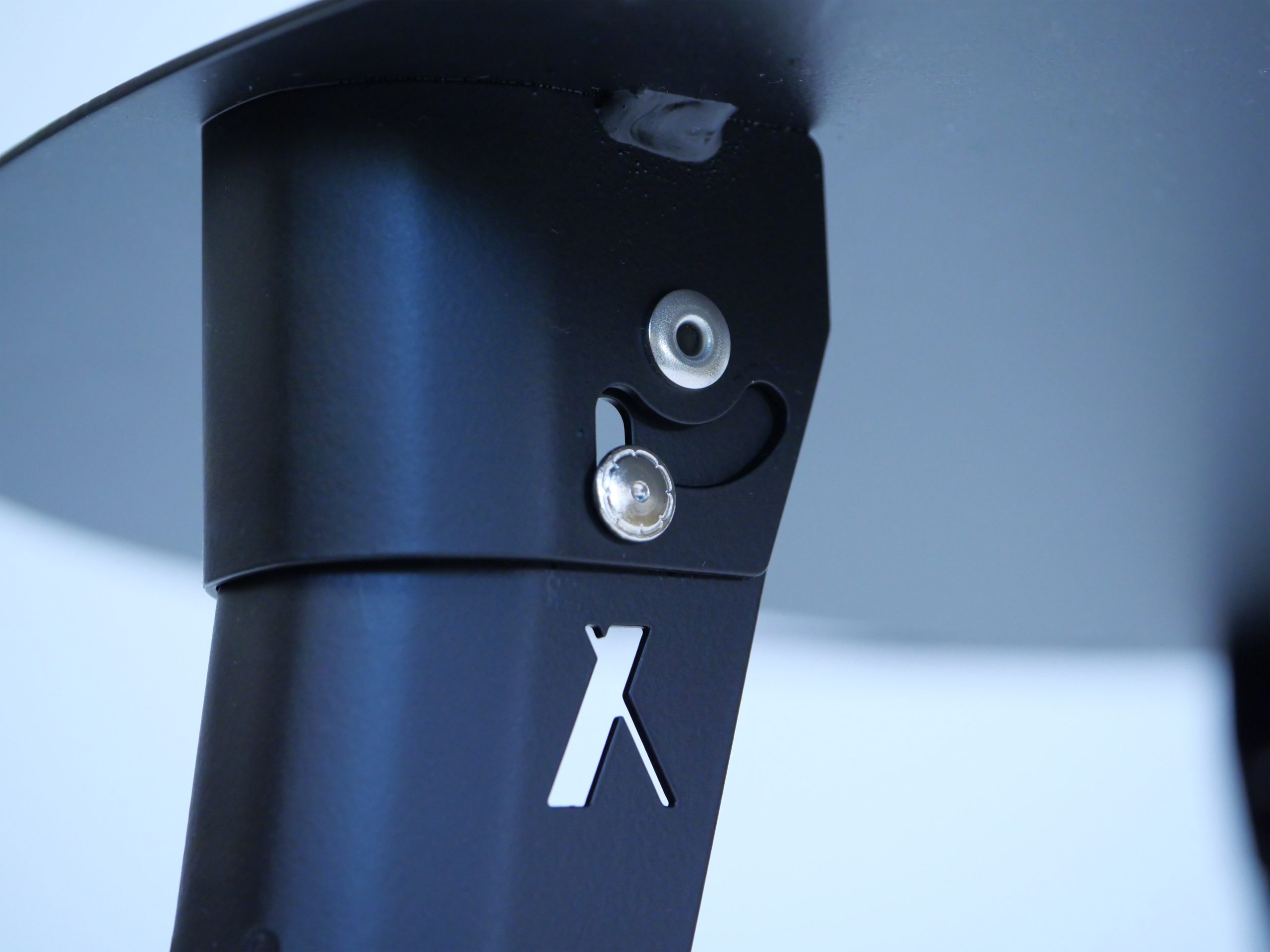 FLEXI TABLE-TETSU LOW- - TRIPATH PRODUCTS